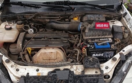 Ford Focus IV, 2001 год, 200 000 рублей, 7 фотография