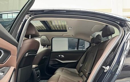 BMW 3 серия, 2022 год, 2 890 900 рублей, 15 фотография