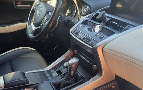 Lexus NX I, 2021 год, 3 270 000 рублей, 6 фотография