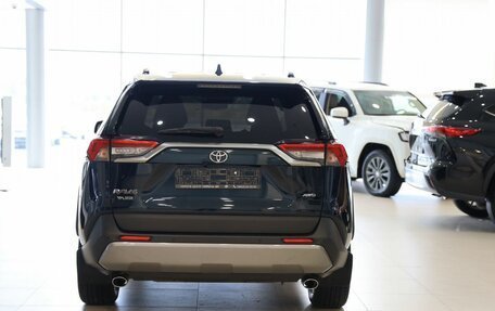 Toyota RAV4, 2019 год, 3 850 000 рублей, 9 фотография
