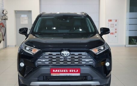 Toyota RAV4, 2019 год, 3 850 000 рублей, 4 фотография