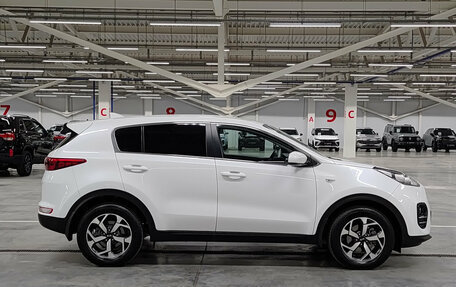 KIA Sportage IV рестайлинг, 2018 год, 1 760 000 рублей, 4 фотография
