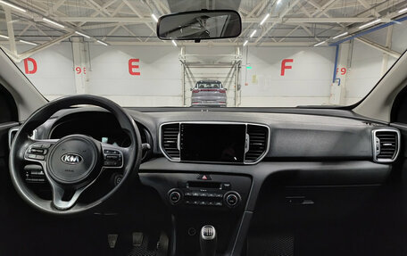 KIA Sportage IV рестайлинг, 2018 год, 1 760 000 рублей, 13 фотография