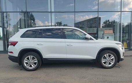 Skoda Kodiaq I, 2021 год, 2 430 000 рублей, 4 фотография