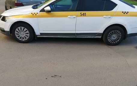 Skoda Octavia, 2018 год, 580 000 рублей, 4 фотография