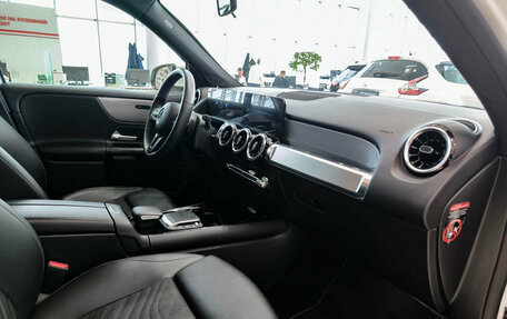 Mercedes-Benz GLB, 2021 год, 2 830 000 рублей, 11 фотография