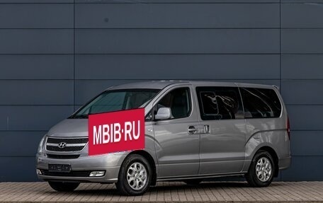 Hyundai Grand Starex Grand Starex I рестайлинг 2, 2011 год, 1 855 000 рублей, 1 фотография