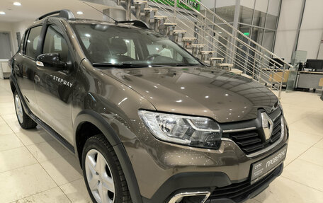 Renault Sandero II рестайлинг, 2018 год, 980 000 рублей, 3 фотография