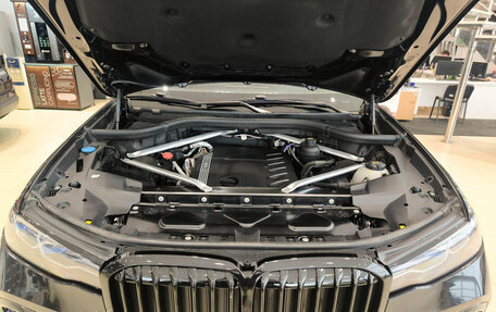 BMW X7, 2021 год, 7 030 000 рублей, 9 фотография