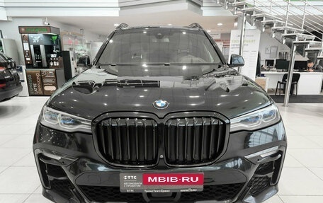 BMW X7, 2021 год, 7 030 000 рублей, 2 фотография