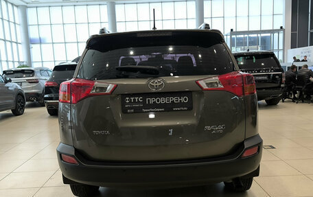 Toyota RAV4, 2014 год, 1 650 000 рублей, 6 фотография