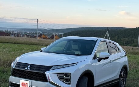 Mitsubishi Eclipse Cross, 2021 год, 2 250 000 рублей, 2 фотография