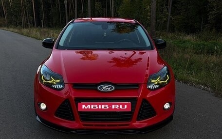 Ford Focus III, 2013 год, 990 000 рублей, 2 фотография