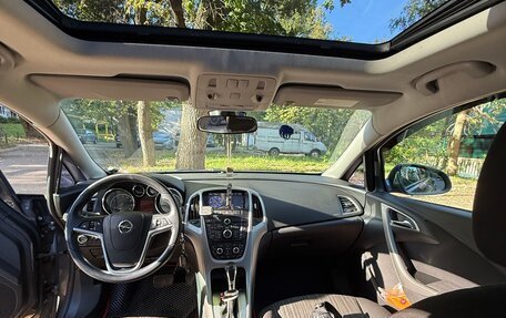Opel Astra J, 2011 год, 550 000 рублей, 13 фотография