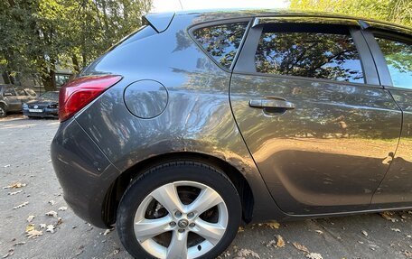 Opel Astra J, 2011 год, 550 000 рублей, 9 фотография