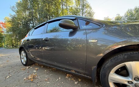 Opel Astra J, 2011 год, 550 000 рублей, 6 фотография