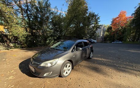Opel Astra J, 2011 год, 550 000 рублей, 3 фотография