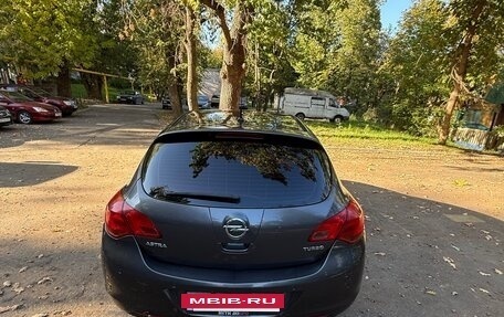 Opel Astra J, 2011 год, 550 000 рублей, 4 фотография