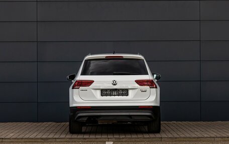 Volkswagen Tiguan II, 2017 год, 2 195 000 рублей, 5 фотография