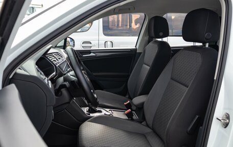 Volkswagen Tiguan II, 2017 год, 2 195 000 рублей, 13 фотография