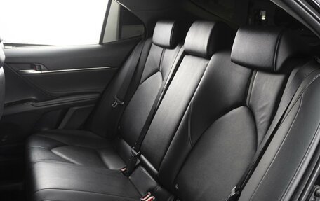Toyota Camry, 2022 год, 2 990 000 рублей, 17 фотография
