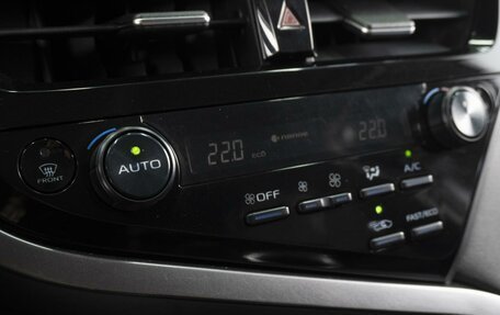 Toyota Camry, 2022 год, 2 990 000 рублей, 26 фотография