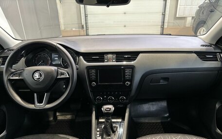 Skoda Octavia, 2018 год, 1 690 000 рублей, 12 фотография