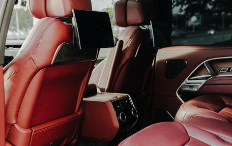 Land Rover Range Rover IV рестайлинг, 2023 год, 20 750 000 рублей, 13 фотография