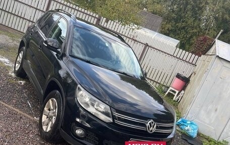 Volkswagen Tiguan I, 2011 год, 729 000 рублей, 2 фотография