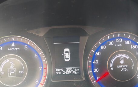 Hyundai i40 I рестайлинг, 2013 год, 990 000 рублей, 11 фотография