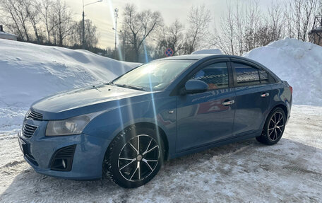 Chevrolet Cruze II, 2013 год, 620 000 рублей, 2 фотография