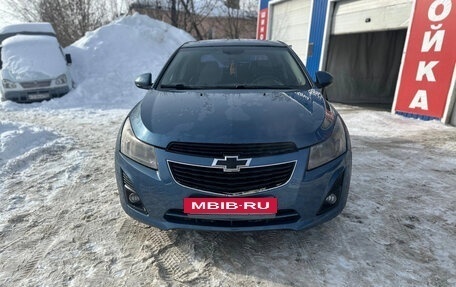 Chevrolet Cruze II, 2013 год, 620 000 рублей, 3 фотография