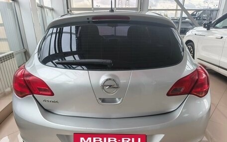 Opel Astra J, 2010 год, 439 000 рублей, 5 фотография