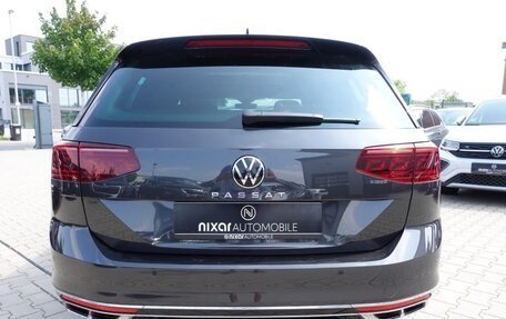 Volkswagen Passat B8 рестайлинг, 2022 год, 3 010 010 рублей, 5 фотография