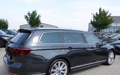 Volkswagen Passat B8 рестайлинг, 2022 год, 3 010 010 рублей, 4 фотография