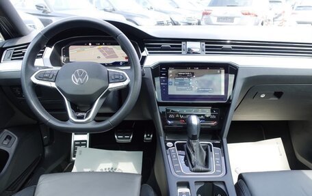 Volkswagen Passat B8 рестайлинг, 2022 год, 3 010 010 рублей, 8 фотография