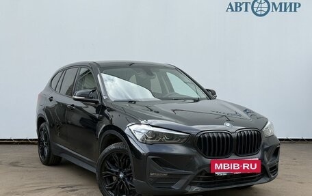 BMW X1, 2020 год, 2 800 000 рублей, 3 фотография