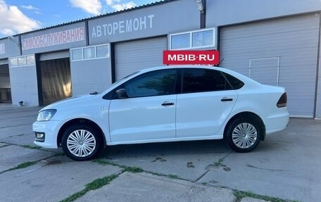 Volkswagen Polo VI (EU Market), 2018 год, 745 000 рублей, 2 фотография