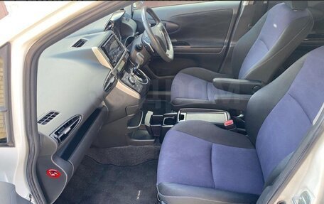Toyota Wish II, 2012 год, 1 480 000 рублей, 10 фотография
