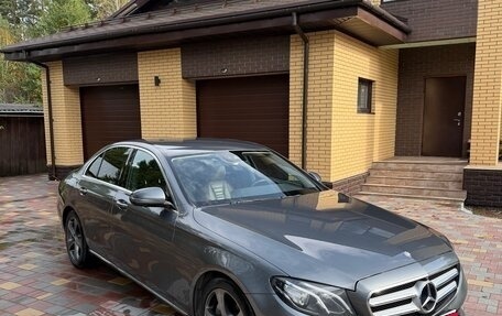 Mercedes-Benz E-Класс, 2016 год, 3 700 000 рублей, 1 фотография