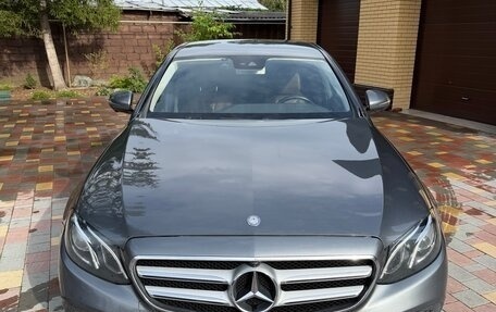 Mercedes-Benz E-Класс, 2016 год, 3 700 000 рублей, 3 фотография