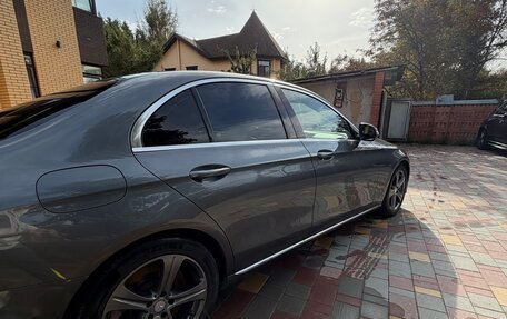 Mercedes-Benz E-Класс, 2016 год, 3 700 000 рублей, 8 фотография