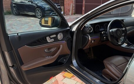 Mercedes-Benz E-Класс, 2016 год, 3 700 000 рублей, 17 фотография