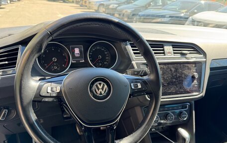 Volkswagen Tiguan II, 2019 год, 2 700 000 рублей, 18 фотография