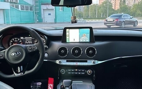 KIA Stinger I, 2019 год, 2 750 000 рублей, 9 фотография