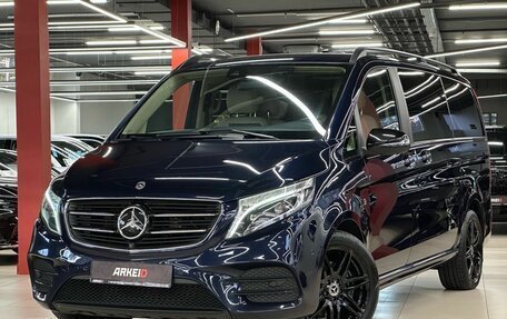 Mercedes-Benz V-Класс, 2019 год, 4 200 000 рублей, 1 фотография