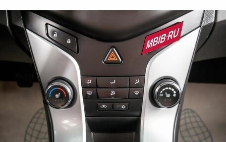 Chevrolet Cruze II, 2014 год, 869 000 рублей, 16 фотография