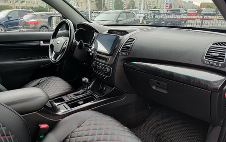 KIA Sorento II рестайлинг, 2017 год, 1 990 000 рублей, 15 фотография