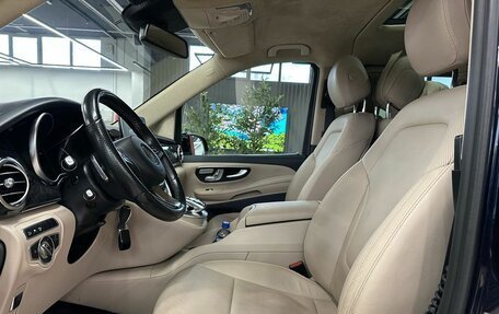 Mercedes-Benz V-Класс, 2019 год, 4 200 000 рублей, 10 фотография