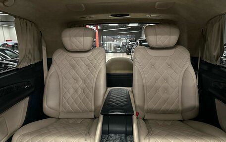 Mercedes-Benz V-Класс, 2019 год, 4 200 000 рублей, 24 фотография